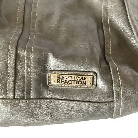 Kenneth Cole Reaction Leather Bag - Picture 7 of 11